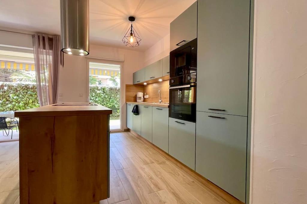 Beautiful Place, Quiet Residence, Close To Beaches Fréjus