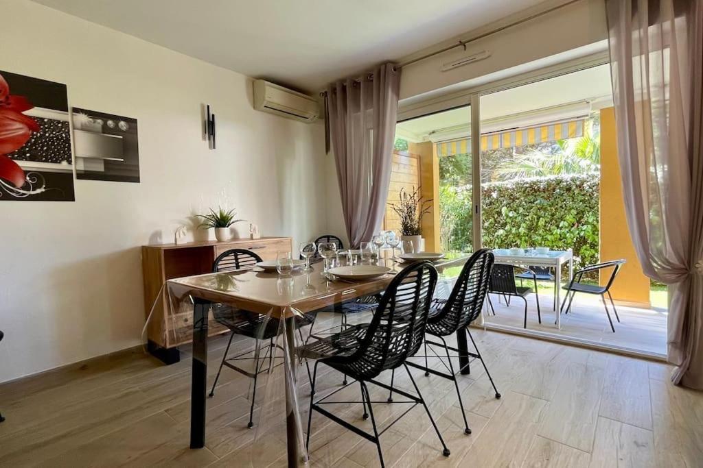 Beautiful Place, Quiet Residence, Close To Beaches