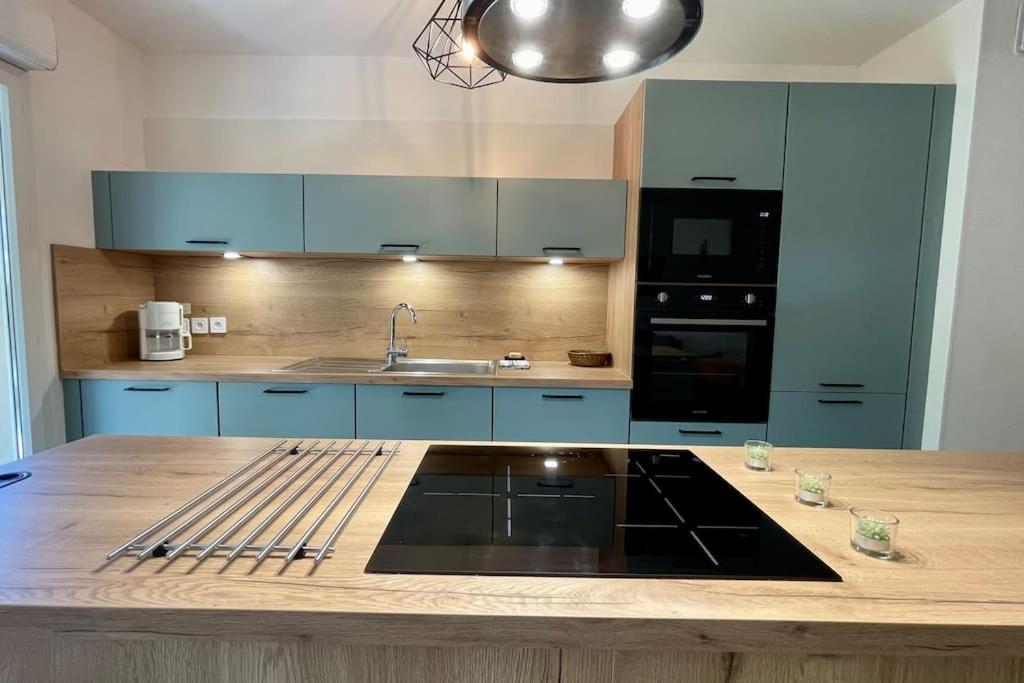 Appartement Beautiful Place, Quiet Residence, Close To Beaches